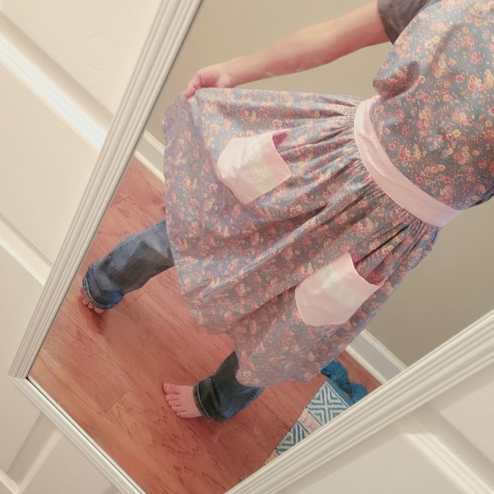 Full apron - Picture 6 of 8